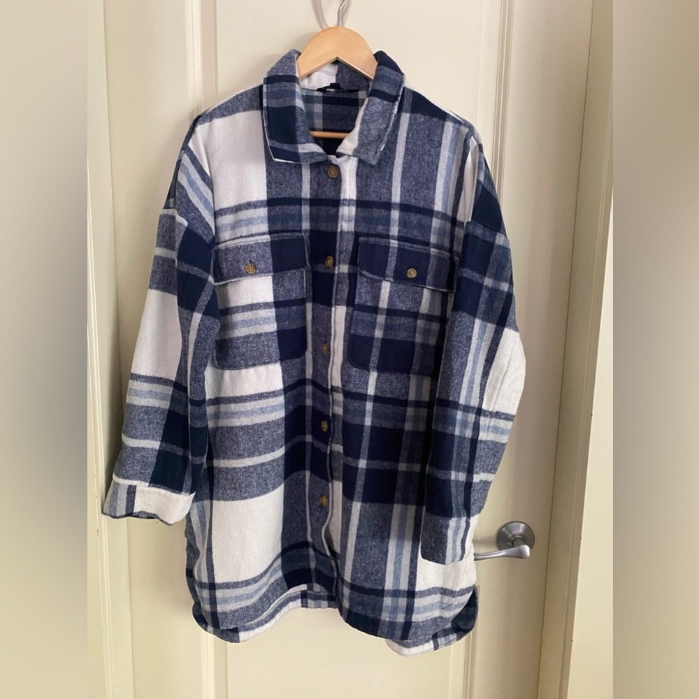Banana Republic Navy and White Checkered Shirt/shacket
